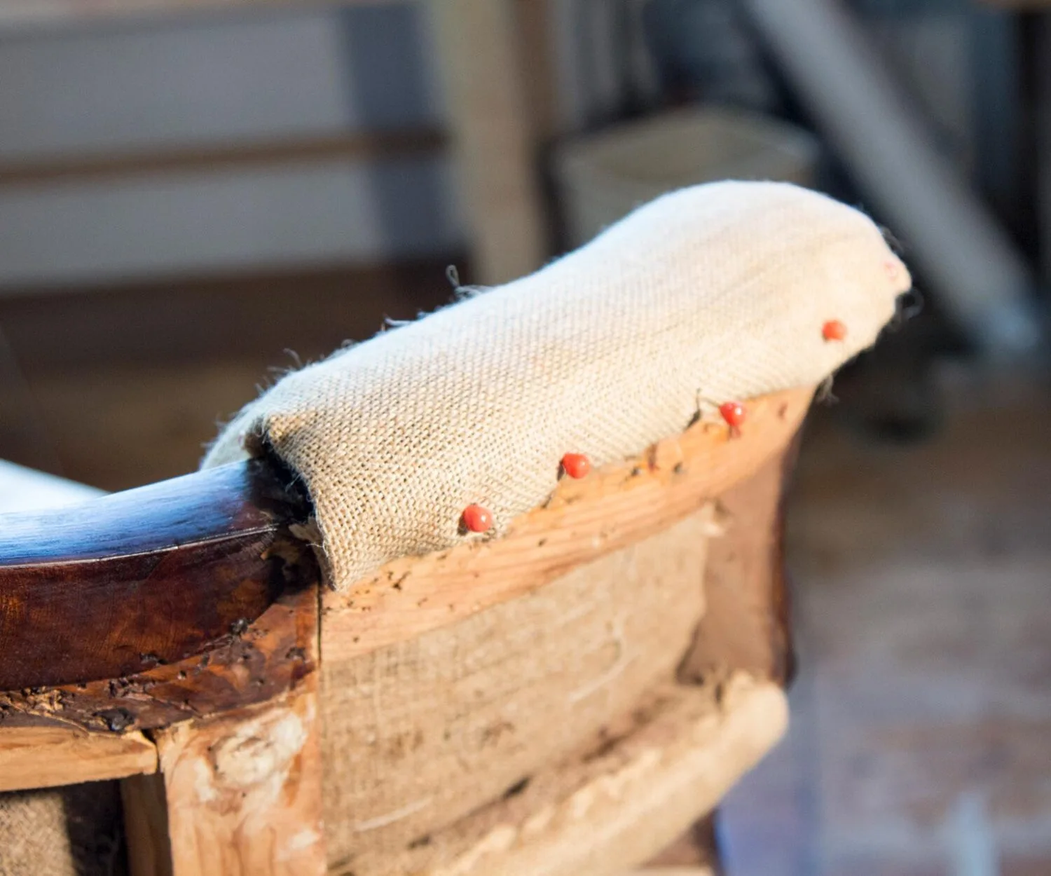 Rohversion eines Stuhls in der Polstermöbelwerkstatt