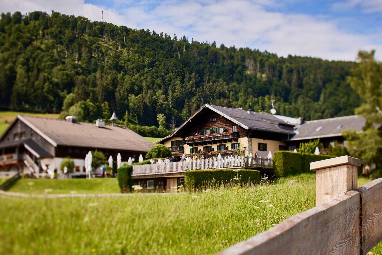 Seitliche Ansicht der Zistelalm mit Zistelstadl